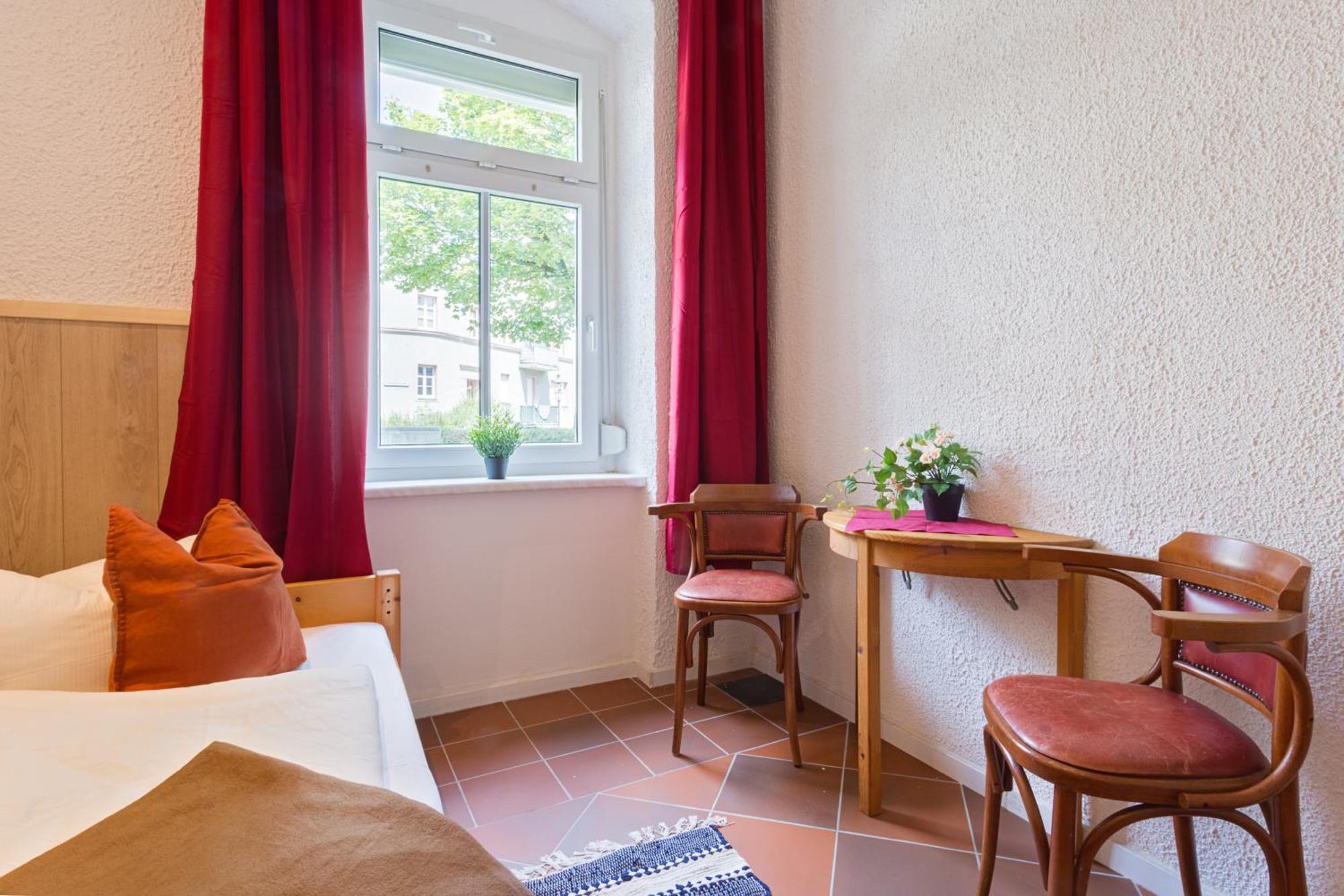 Gaestezimmer I Einzelzimmer Mit Gemeinschaftsbad Und Gemeinschaftskueche Chemnitz Eksteriør bilde